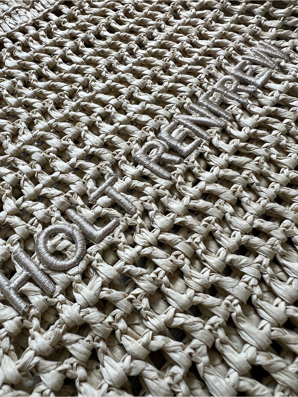 HOLT RENFREW • Woven Crochet Beach Tote Bag Swim Accessory - Picture 4 of 6